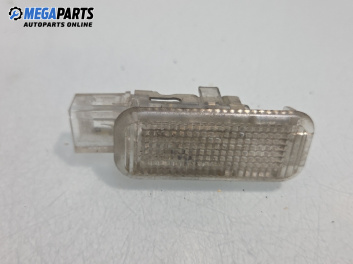 Плафон за Audi A8 Sedan 4E (10.2002 - 07.2010)