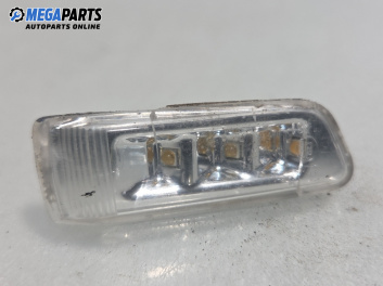 Мигач за Audi A8 Sedan 4E (10.2002 - 07.2010), позиция: дясна