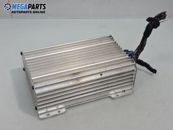 Усилвател за Audi A8 Sedan 4E (10.2002 - 07.2010), № 4E0910223F