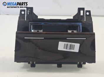 Пепелник за Audi A4 Avant B6 (04.2001 - 12.2004)