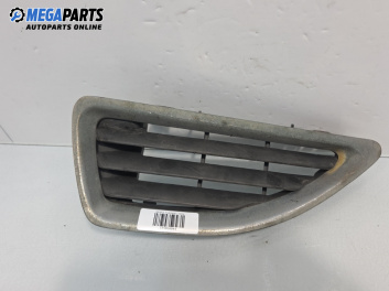 Решетка за Renault Megane I Classic Sedan (09.1996 - 08.2003), позиция: предна