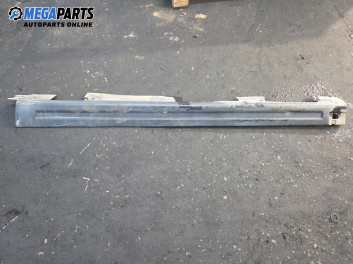 Праг за Land Rover Range Rover Sport I (02.2005 - 03.2013), 4+1 вр., позиция: дясна