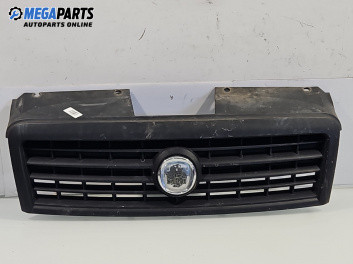 Решетка за Fiat Doblo Cargo I (11.2000 - 02.2010), позиция: предна