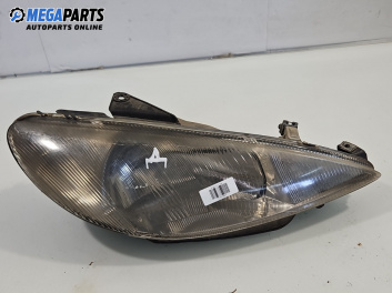 Фар за Peugeot 206 Hatchback (08.1998 - 12.2012), позиция: дясна