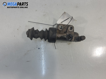Долна помпа за съединител за Mazda 5 Minivan I (02.2005 - 12.2010) 2.0, 146 к.с.