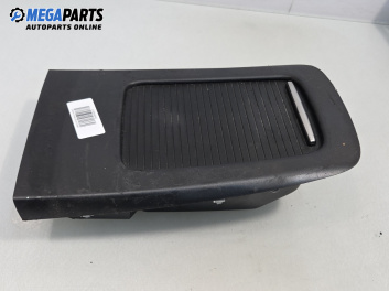 Пепелник за BMW 3 Series E90 Coupe E92 (06.2006 - 12.2013)