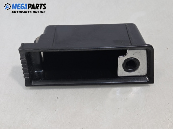 Пепелник за Volkswagen Passat V Variant B6 (08.2005 - 11.2011)