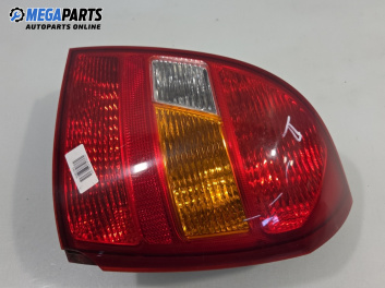Стоп за Hyundai Elantra Sedan II (06.2000 - 07.2006), позиция: дясна