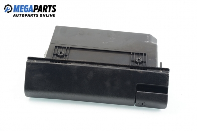 Жабка за Mercedes-Benz C-Class Sedan (W202) (03.1993 - 05.2000)