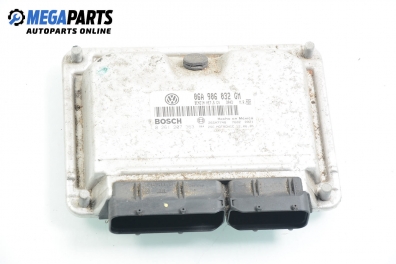 Компютър двигател за Volkswagen New Beetle Coupe (01.1998 - 09.2010) 2.0, 115 к.с., № Bosch 0 261 207 363