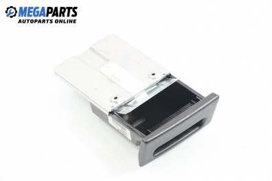 Пепелник за Honda CR-V II SUV (09.2001 - 09.2006)