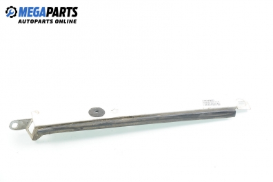 Лайсна под фар за Mercedes-Benz 124 Sedan (12.1984 - 06.1993), седан, позиция: дясна