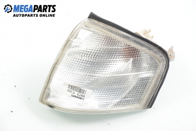 Мигач за Mercedes-Benz C-Class Sedan (W202) (03.1993 - 05.2000), седан, позиция: лява