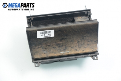 Пепелник за Mercedes-Benz E-Class Sedan (W210) (06.1995 - 08.2003)