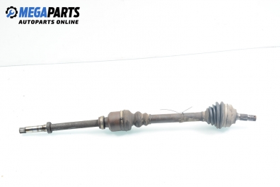 Полуоска за Peugeot 307 Hatchback (08.2000 - 12.2012) 2.0 HDi 110, 107 к.с., позиция: дясна