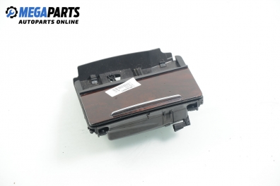 Пепелник за Audi A6 Sedan C6 (05.2004 - 03.2011)