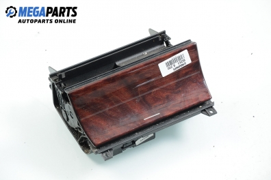 Пепелник за Mercedes-Benz E-Class Sedan (W210) (06.1995 - 08.2003)