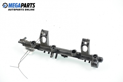 Бензинова рейка за Renault Clio III Hatchback (01.2005 - 12.2012) 1.2 16V (BR02, BR0J, BR11, CR02, CR0J, CR11), 75 к.с.