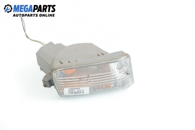 Мигач за Toyota RAV4 II SUV (06.2000 - 11.2005), позиция: дясна