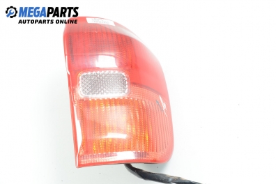 Стоп за Toyota RAV4 II SUV (06.2000 - 11.2005), позиция: дясна