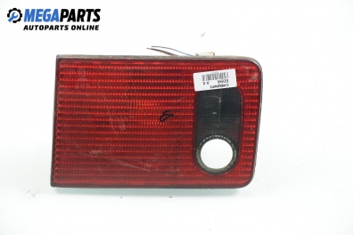 Вътрешен стоп за Audi A8 Sedan I (03.1994 - 12.2002), позиция: дясна