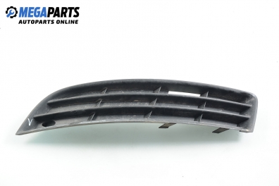 Решетка в броня за Volkswagen Passat Variant B6 (08.2005 - 11.2011), комби, позиция: предна