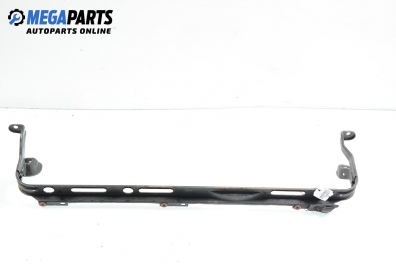 Греда под  радиатор за Ford Focus II Estate (07.2004 - 09.2012), комби
