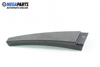Външна лайсна колонка за Renault Megane II Hatchback (07.2001 - 10.2012), хечбек, позиция: дясна