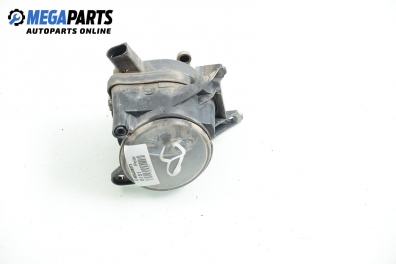 Халоген за Volkswagen Polo Hatchback III (10.1999 - 10.2001), хечбек, позиция: дясна