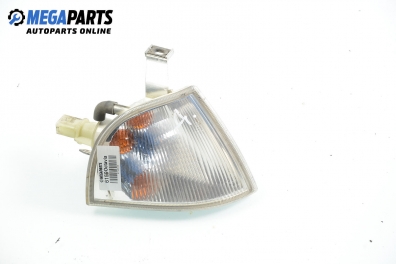 Мигач за Skoda Octavia I Sedan (09.1996 - 12.2010), хечбек, позиция: дясна