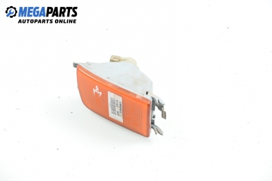 Мигач за Volkswagen Golf III Hatchback (08.1991 - 07.1998), позиция: дясна