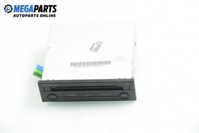 CD плеър за Volkswagen Polo Hatchback IV (10.2001 - 12.2005)