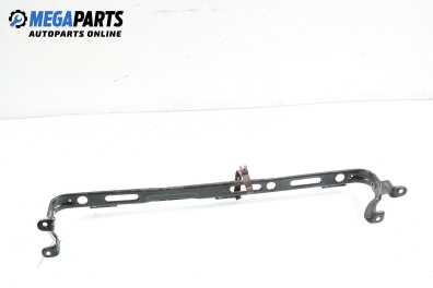 Греда под  радиатор за Ford Focus II Hatchback (07.2004 - 09.2012), хечбек