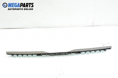 Държач броня за Volkswagen Passat Variant B5.5 (09.2000 - 08.2005), комби, позиция: задна