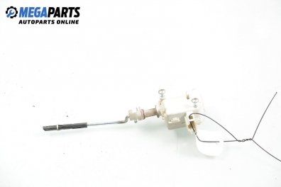 Ключалка за капачката на резервоара за Volkswagen Passat Variant B5.5 (09.2000 - 08.2005), комби