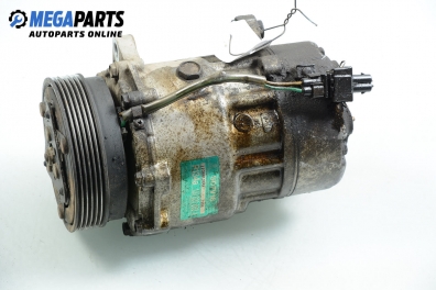 Компресор климатик за Volkswagen Golf IV Hatchback (08.1997 - 06.2005) 1.4 16V, 75 к.с., № 1J0 820 803 A