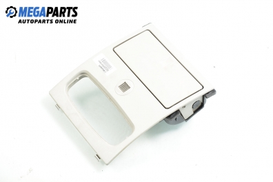 Кутия за очила за Ford Mondeo III Hatchback (10.2000 - 03.2007)