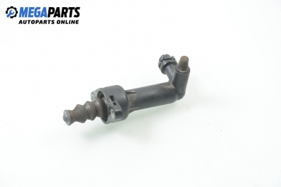 Долна помпа за съединител за Volkswagen Polo Hatchback V (01.2005 - 12.2009)