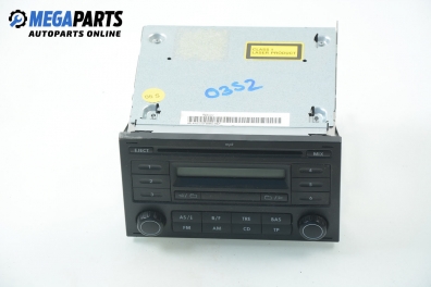 CD плеър за Volkswagen Polo Hatchback IV (10.2001 - 12.2005)