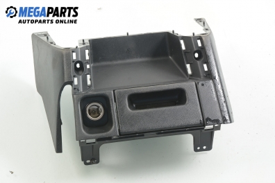 Пепелник за Honda CR-V II SUV (09.2001 - 09.2006)