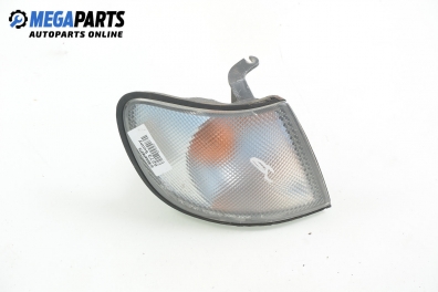 Мигач за Nissan Sunny III Liftback (10.1990 - 10.1995), хечбек, позиция: дясна