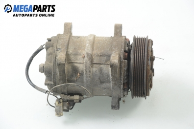 Компресор климатик за Volvo 850 Estate (04.1992 - 10.1997) 2.0, 143 к.с.