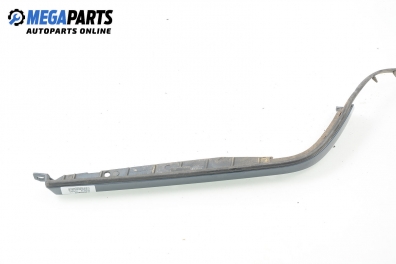 Лайсна под фар за Mercedes-Benz C-Class Sedan (W202) (03.1993 - 05.2000), седан, позиция: дясна