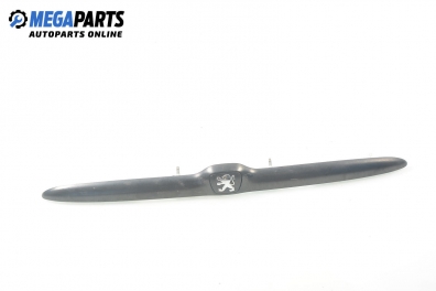 Лайсна заден капак за Peugeot 206 Hatchback (08.1998 - 12.2012), хечбек, позиция: задна
