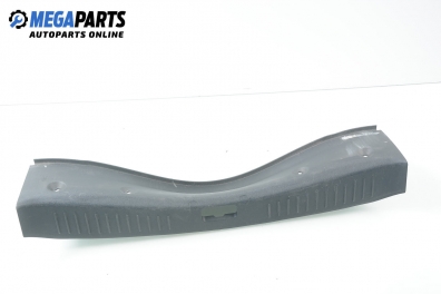 Планка багажник за Ford Focus II Hatchback (07.2004 - 09.2012), хечбек