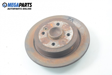 Шенкел главина за Mini Hatchback (R50, R53) (06.2001 - 09.2006), позиция: задна, лява