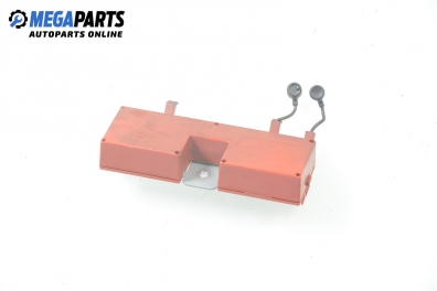 Усилвател антена за Volvo V70 II Estate (11.1999 - 12.2008)