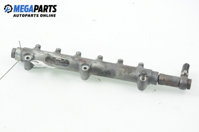 Горивна рейка за Volvo V70 II Estate (11.1999 - 12.2008) 2.4 D5, 163 к.с., № Bosch 0 445 215 010