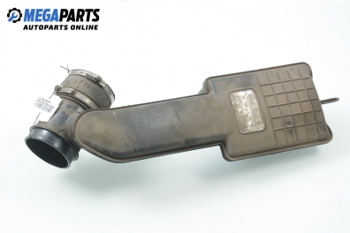 Въздуховод за Ford Mondeo I Estate (01.1993 - 08.1996) 2.0 i 16V, 136 к.с.