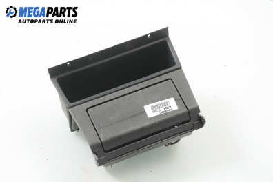 Пепелник за Mercedes-Benz C-Class Sedan (W202) (03.1993 - 05.2000)